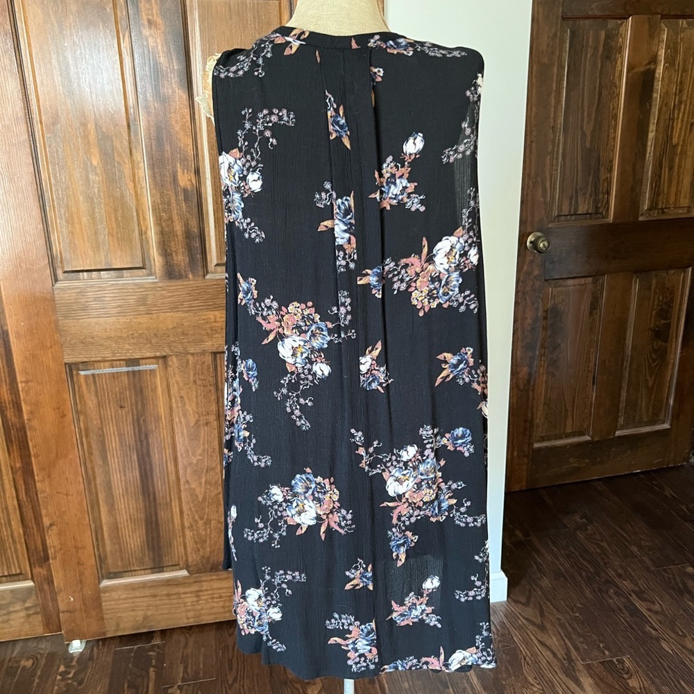 Free People Tunic - Black Floral - XS - Picture 3 of 6